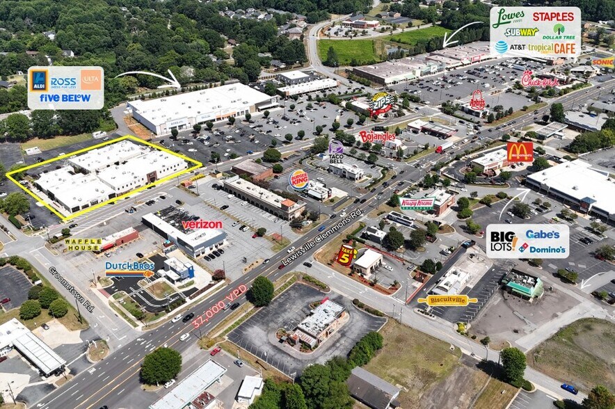 6000 Meadow Brook Mall Ct, Clemmons, NC à louer - Photo de l’immeuble – Image 2 sur 8