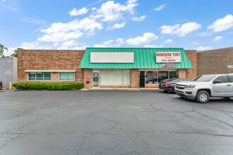 6675 Broadway, Merrillville, IN à louer Photo de l’immeuble– Image 1 sur 24