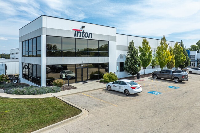 Plus de détails pour 525 Anderson Dr, Romeoville, IL - Industriel/Logistique à vendre