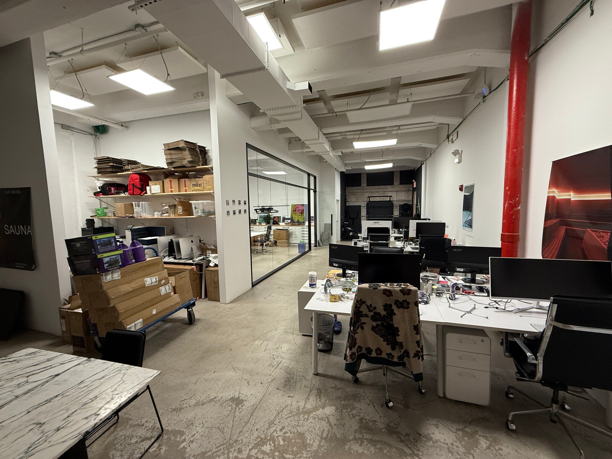 111 N 10th St, Brooklyn, NY à louer Photo intérieure– Image 1 sur 6