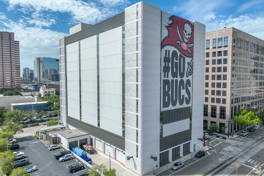 610 E Zack St, Tampa, FL à louer - Photo de l’immeuble – Image 2 sur 15