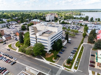 Plus de détails pour 49 D'armes Pl, Kingston, ON - Bureau/Médical à louer