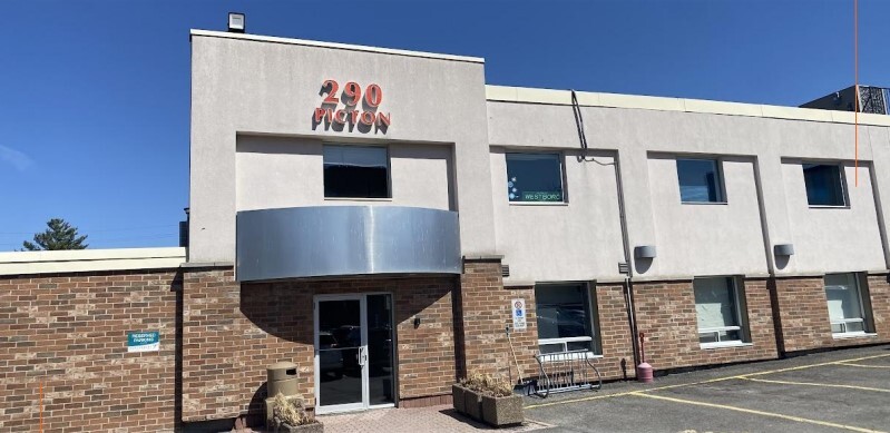 290 Picton Av, Ottawa, ON à louer - Photo de l’immeuble – Image 1 sur 4