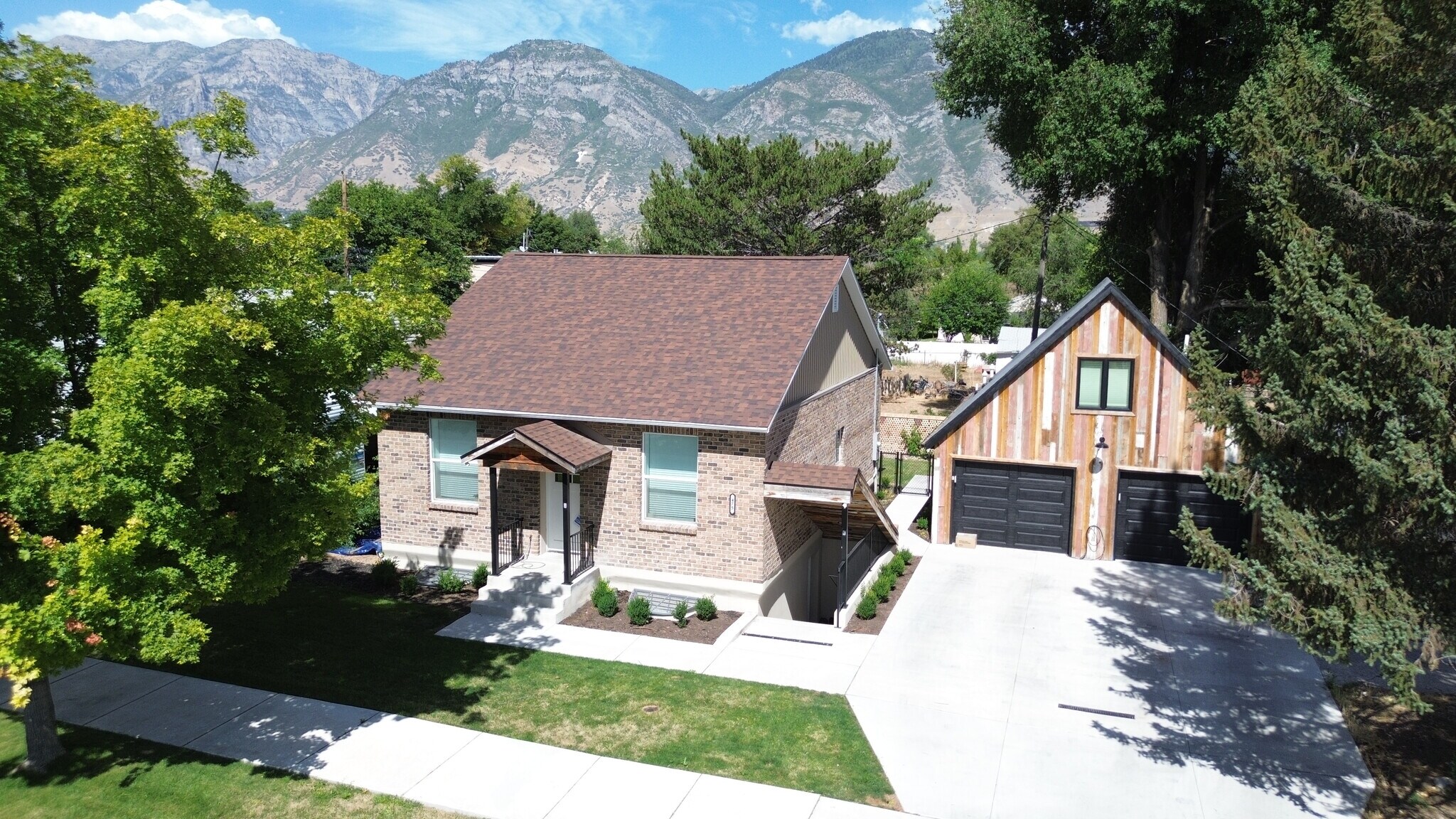 475 800 w, Provo, UT à vendre Photo principale– Image 1 sur 27