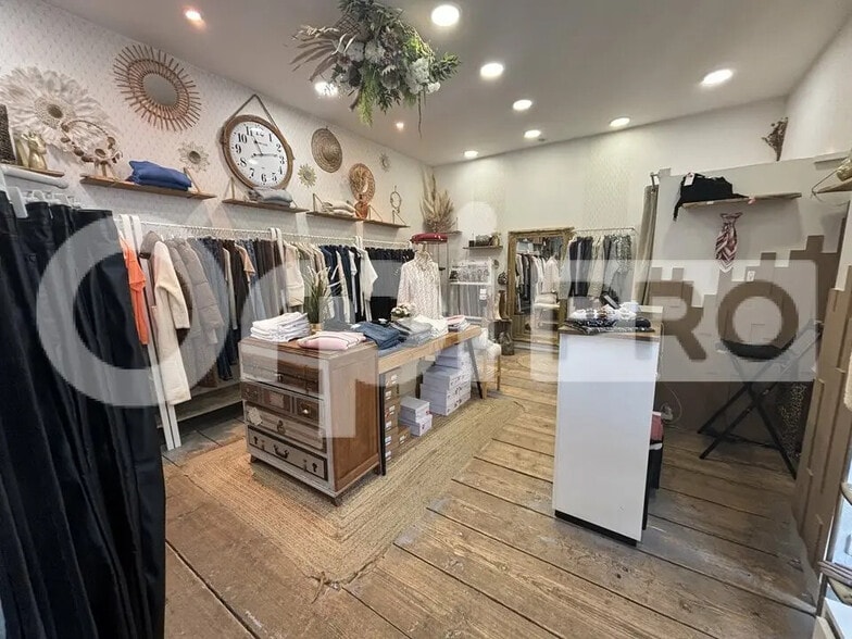 Local commercial dans Compiègne à louer - Photo intérieure – Image 2 sur 3