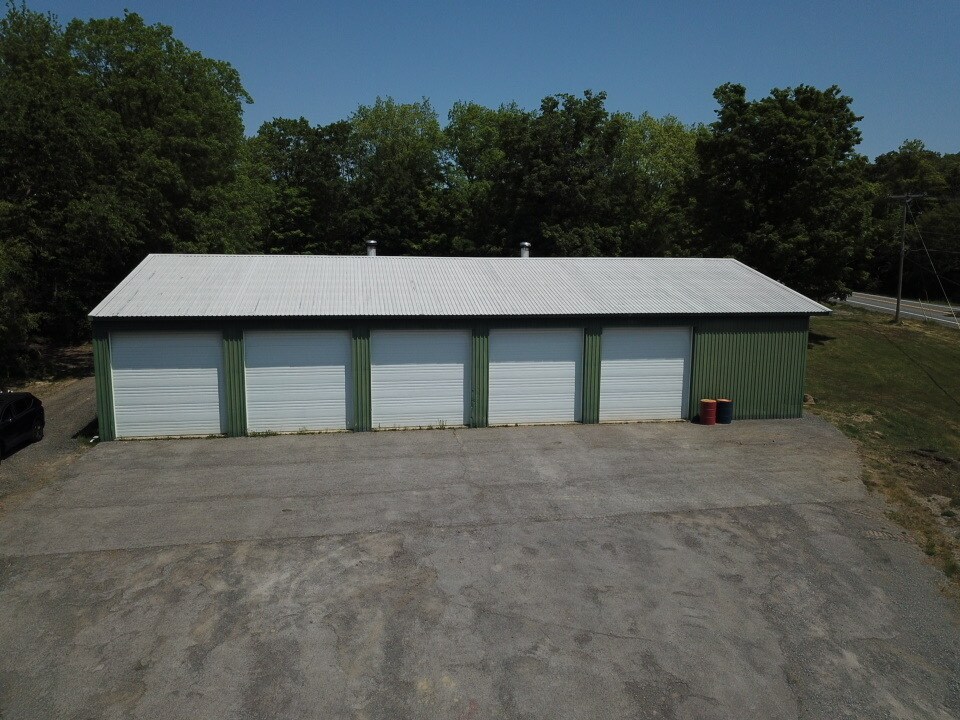 1932 Berne Altamont Rd, Village of Altamont, NY à louer Photo principale– Image 1 sur 6