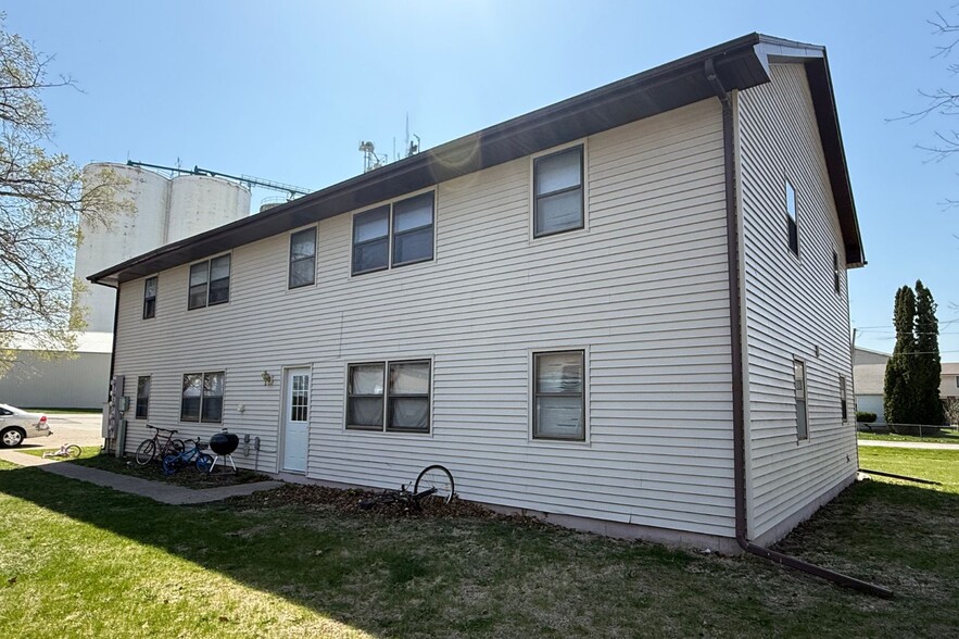 265 5th St, Waukee, IA à vendre - Photo de l’immeuble – Image 3 sur 11