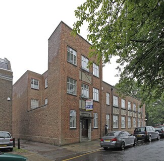 Plus de détails pour 94-100 Silver St, Enfield - Bureau à louer