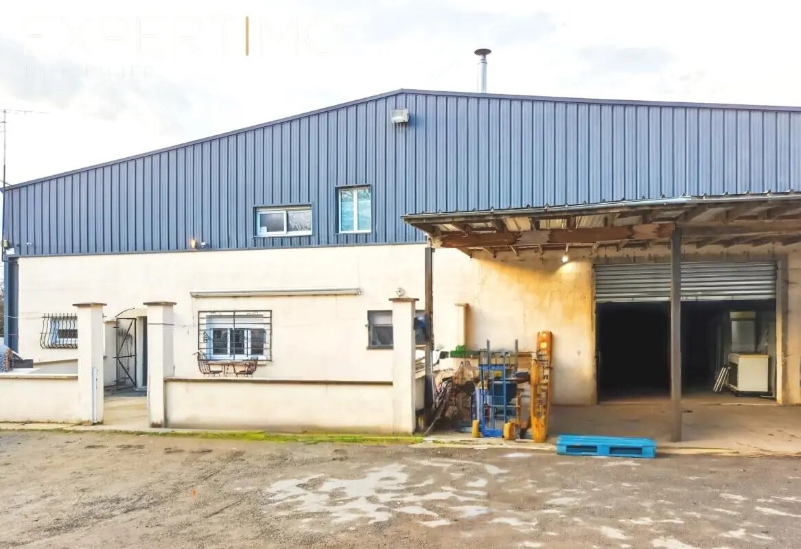 Industriel/Logistique dans Breuillet à vendre Photo de l’immeuble– Image 1 sur 8