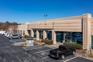 Plus de détails pour 2435 Commerce Ave, Duluth, GA - Bureau, Local d'activités à louer