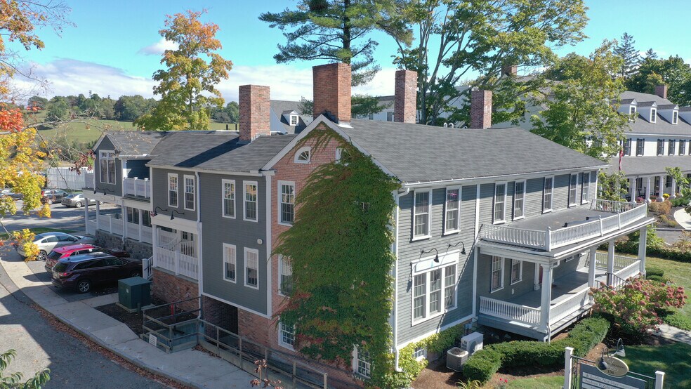 134 Main St, Groton, MA à vendre - Photo de l’immeuble – Image 3 sur 11