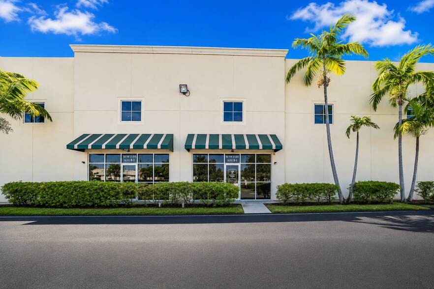 1071 NW 31st Ave, Pompano Beach, FL à vendre - Photo de l’immeuble – Image 2 sur 14