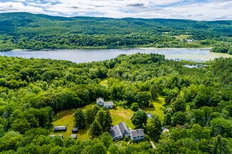 Plus de détails pour 350 Old Cheshire Road, Lanesborough, MA - Spécialisé à vendre