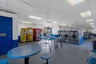 701 E Canal St, Mulberry, FL à vendre Photo intérieure– Image 2 sur 8