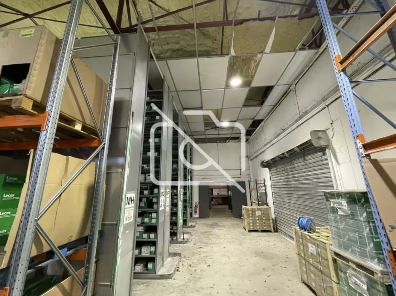 Industriel/Logistique dans Bazainville à louer Photo intérieure– Image 1 sur 18