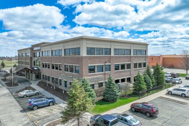 Plus de détails pour 360 Station Dr, Crystal Lake, IL - Bureau/Médical à louer