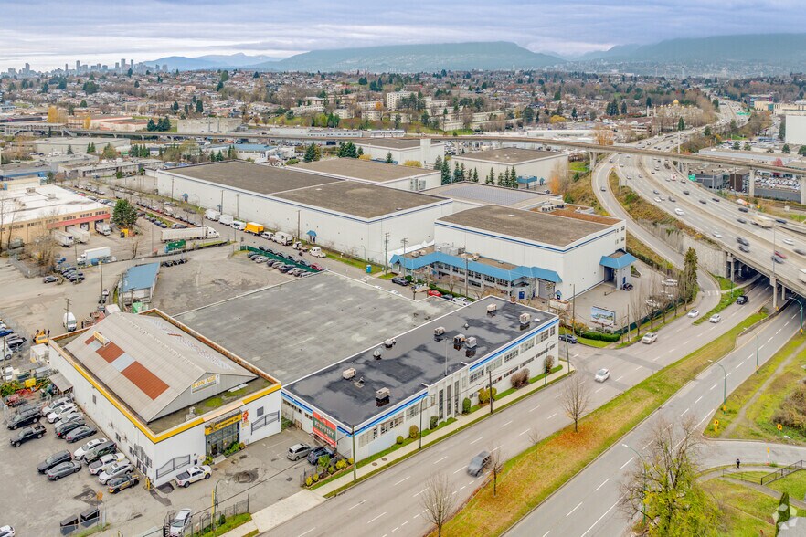 2727 Boundary Rd, Vancouver, BC à vendre - Aérien – Image 3 sur 3