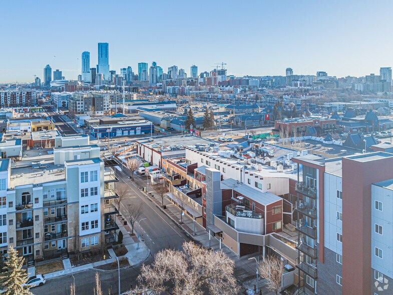 11623-11633 105th Ave, Edmonton, AB à vendre - Aérien – Image 3 sur 10