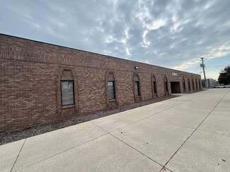 Plus de détails pour 23933 Allen Rd, Trenton, MI - Bureau à louer