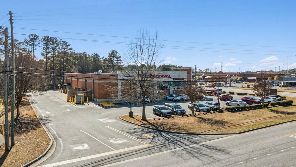 1401 Golden Springs Rd, Anniston, AL à vendre - Photo de l’immeuble – Image 3 sur 6