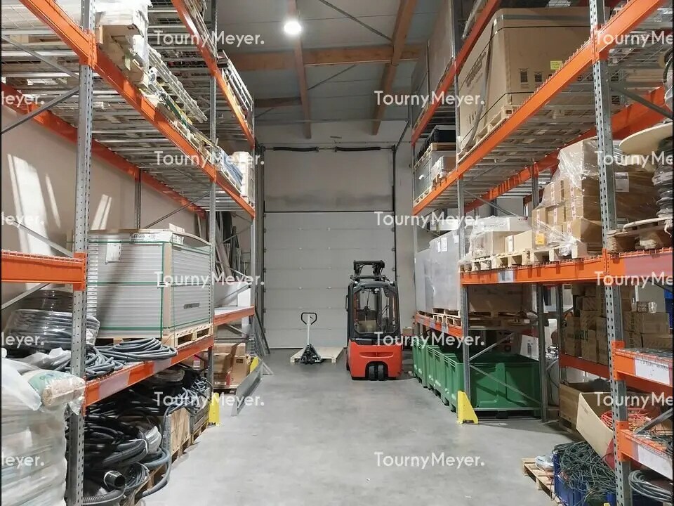 Local d'activités dans Castanet-Tolosan à vendre Photo principale– Image 1 sur 1