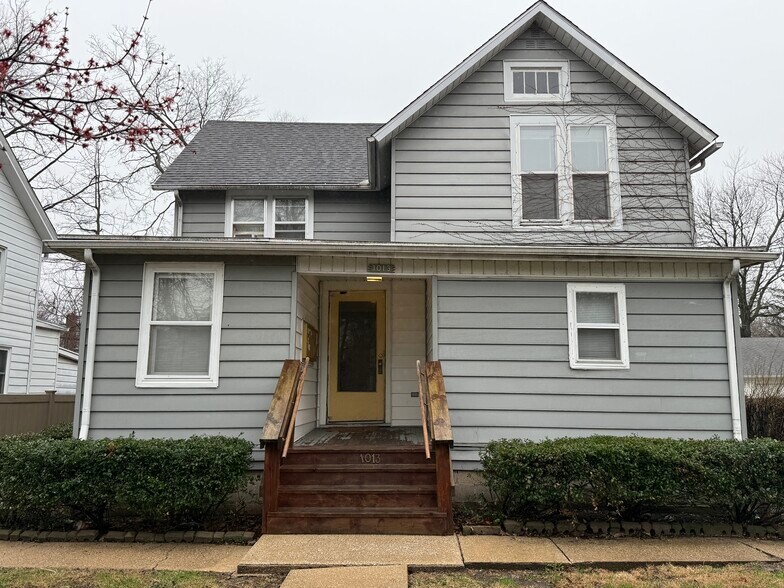 1013 W Church St, Champaign, IL à vendre - Photo principale – Image 1 sur 1