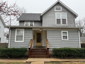 Plus de détails pour 1013 W Church St, Champaign, IL - Logement à vendre