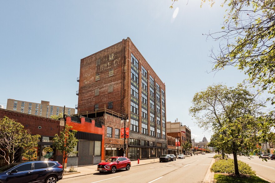 1440 Gratiot Ave, Detroit, MI à vendre - Photo de l’immeuble – Image 3 sur 7