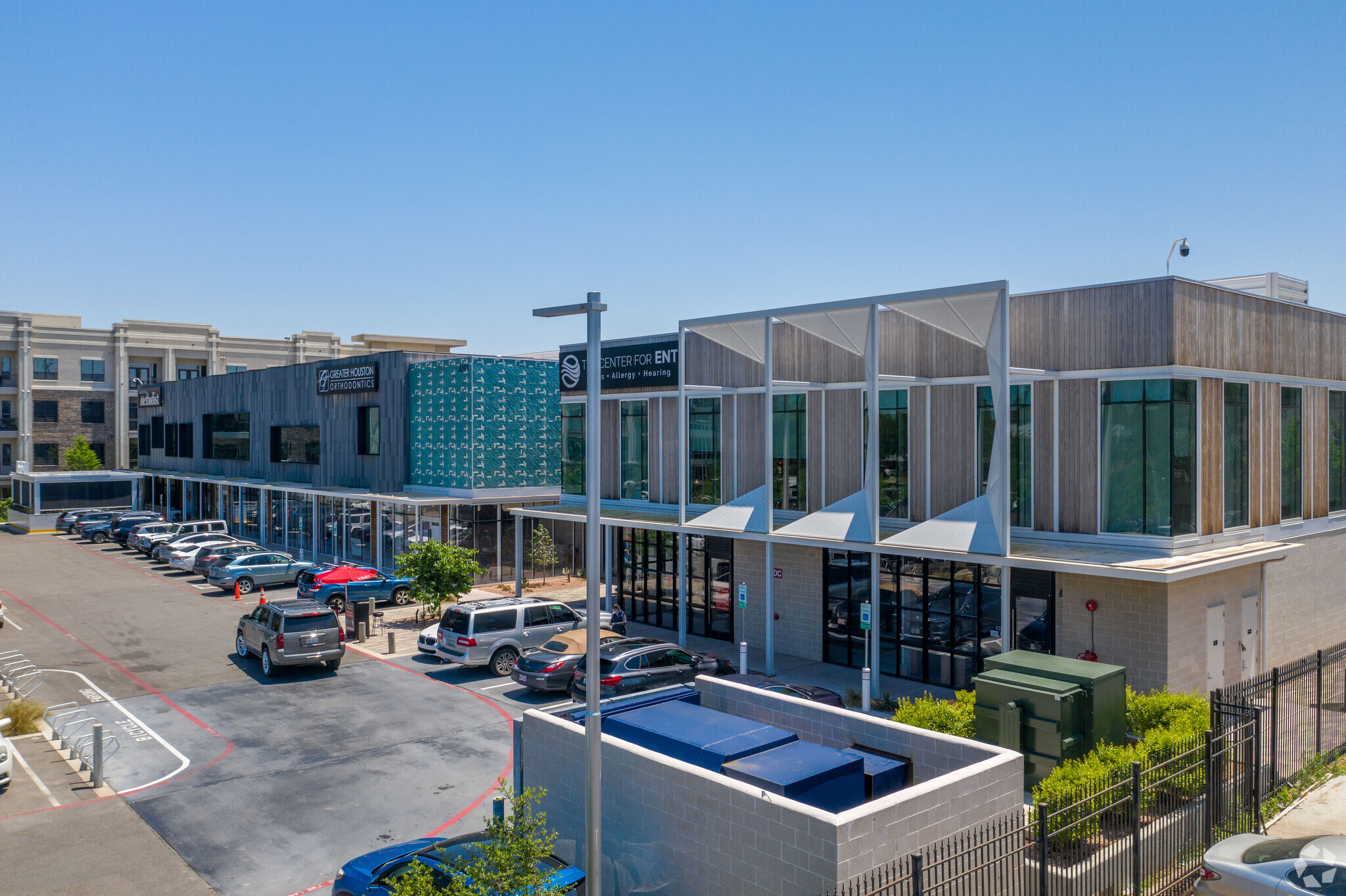 4189-4191 Bellaire Blvd, Houston, TX à louer Photo de l’immeuble– Image 1 sur 6
