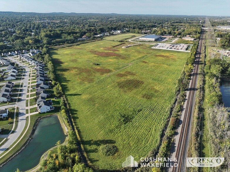 9600 Hamilton Drive, Mentor, OH à louer - Photo de l’immeuble – Image 3 sur 3