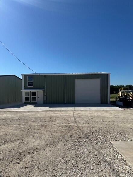 4026 Old Lorena Rd, Lorena, TX à louer - Photo principale – Image 1 sur 1
