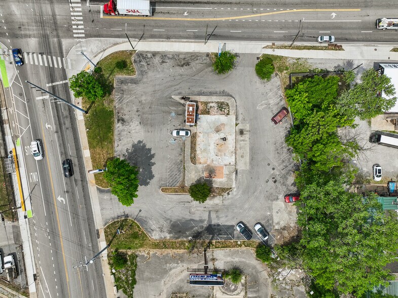 2201 Dickerson Pike, Nashville, TN à louer - Photo de l’immeuble – Image 2 sur 7