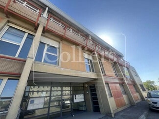 Plus de détails pour 98 Boulevard De L'Europe, Vitrolles - Bureau à louer