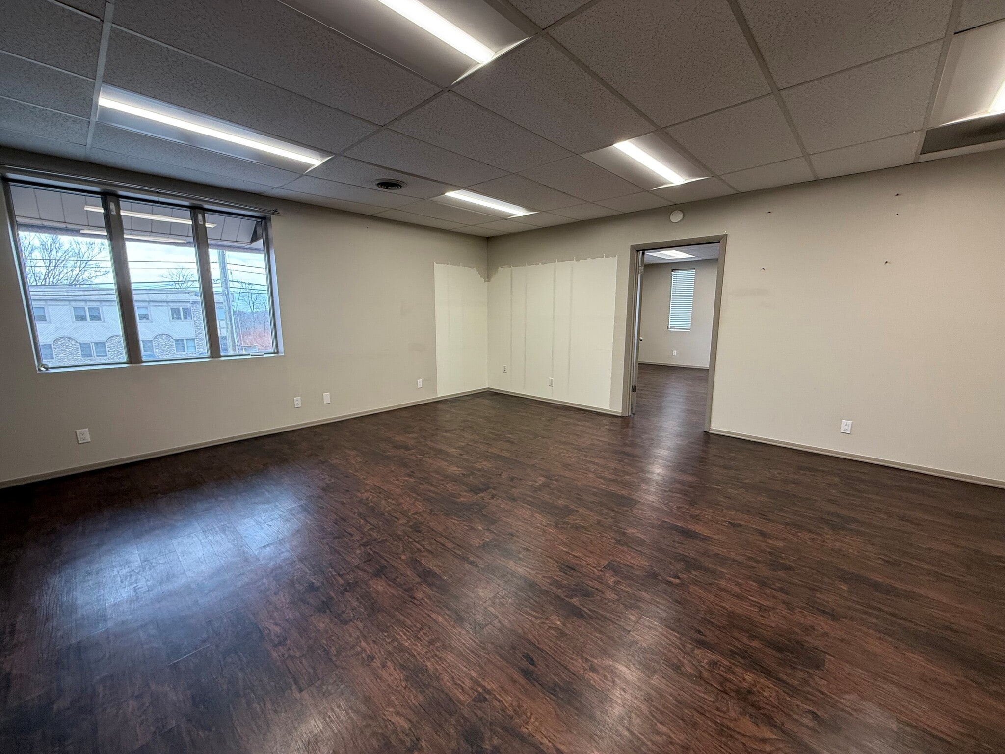 5944 Steubenville Pike, McKees Rocks, PA à louer Photo intérieure– Image 1 sur 8