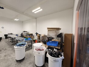 20014-20032 State Rd, Cerritos, CA à louer Photo intérieure– Image 2 sur 28