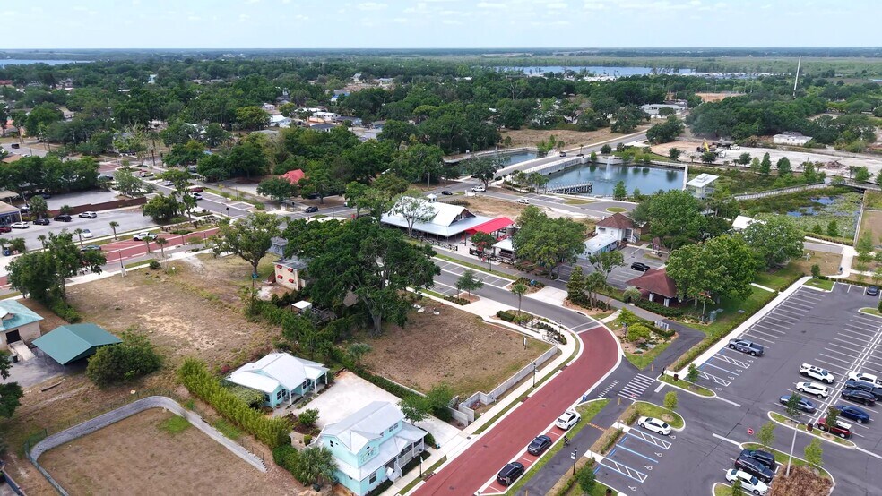503 West Ave, Clermont, FL à louer - Vidéo sur l’annonce professionnelle – Image 2 sur 11
