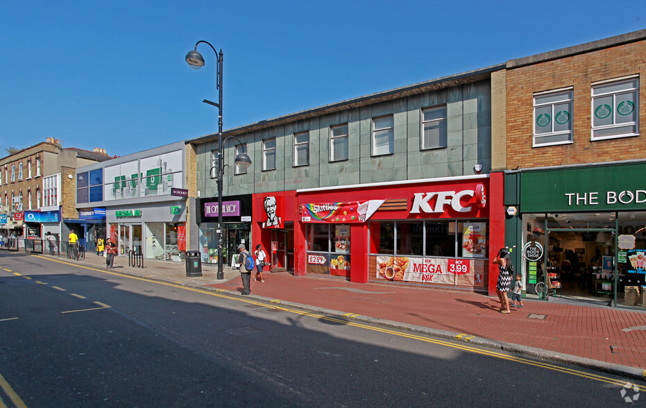 182-186 High St, Hounslow à louer - Photo de l’immeuble – Image 1 sur 2