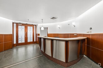 505 De Maisonneuve Boul O, Montréal, QC à louer Photo intérieure– Image 1 sur 6