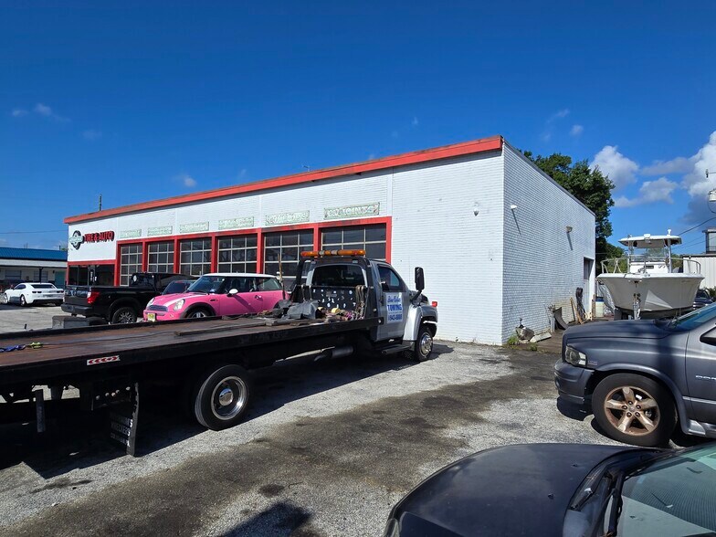 1137 US Highway 19, Holiday, FL à vendre - Photo de l’immeuble – Image 2 sur 31