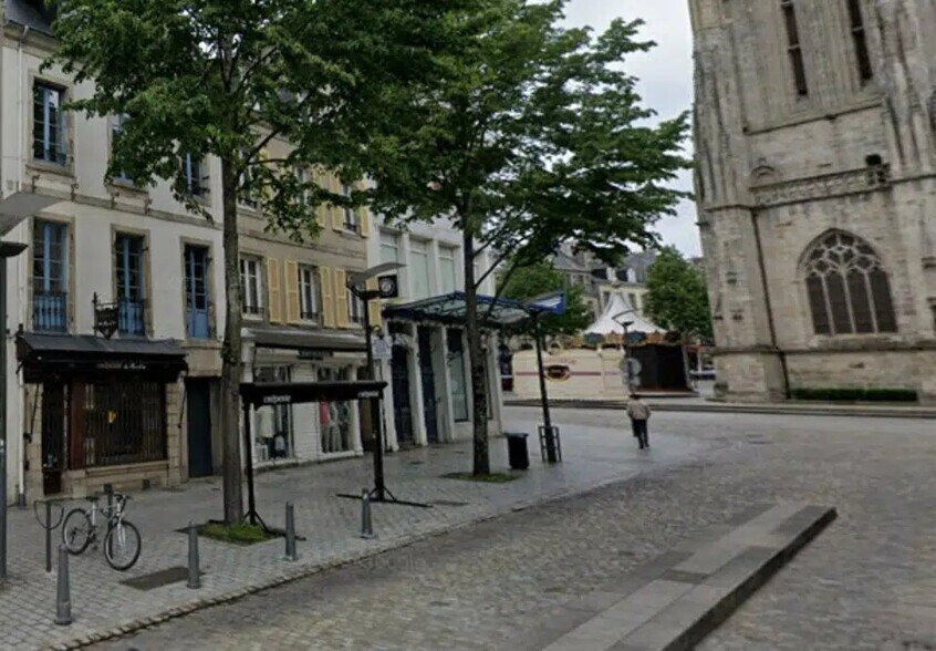 Local commercial dans Quimper à louer - Photo de l’immeuble – Image 1 sur 1