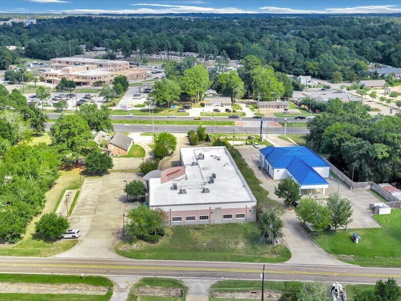 700 S John Redditt Dr, Lufkin, TX à vendre - Photo de l’immeuble – Image 3 sur 15