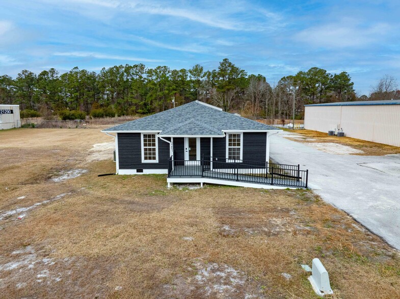 3261 New Bern Hwy, Jacksonville, NC à louer - Photo de l’immeuble – Image 2 sur 79