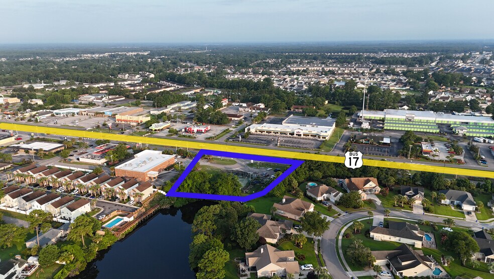 631 US-17 BUS, Surfside Beach, SC à vendre - Photo de l’immeuble – Image 2 sur 3