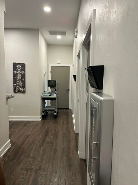212 NW 135th Way, Newberry, FL à louer - Photo de l’immeuble – Image 3 sur 13