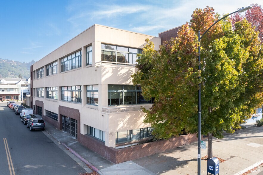 11090 San Pablo Ave, El Cerrito, CA à louer - Photo principale – Image 1 sur 5