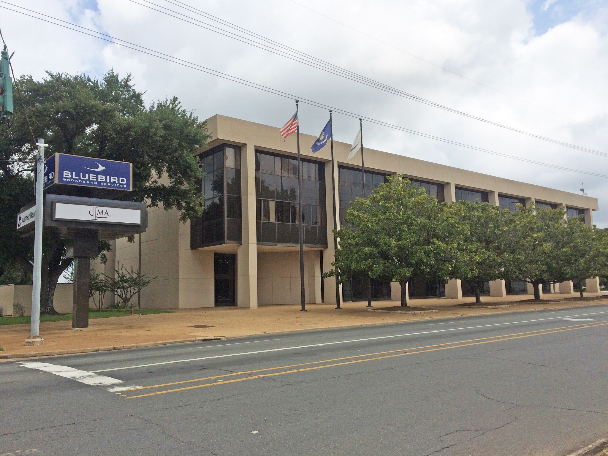 1325 Barksdale Blvd, Bossier City, LA à louer Photo de l’immeuble– Image 1 sur 5