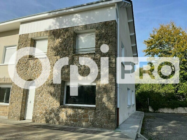 Local d'activités dans Peyrat-le-Château à vendre - Photo de l’immeuble – Image 2 sur 13