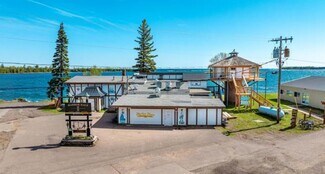 Plus de détails pour 77 Brockway Ave, Copper Harbor, MI - Local commercial à vendre