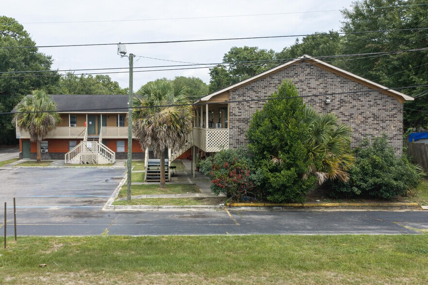 5735 Chatham Ave, North Charleston, SC à vendre - Photo de l’immeuble – Image 3 sur 7