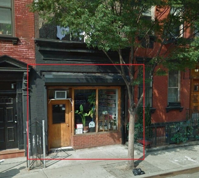 467 W 49th St, New York, NY à vendre - Photo de l’immeuble – Image 3 sur 16